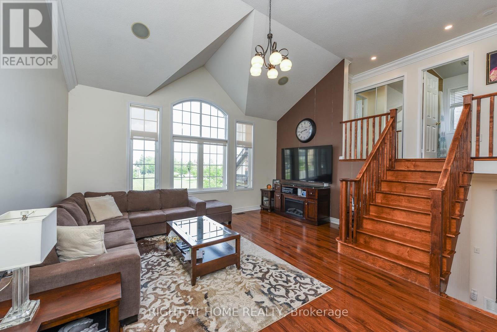 4 Dencor Street, Brampton, Ontario L6X 0M1 - Photo 14 - W13459198