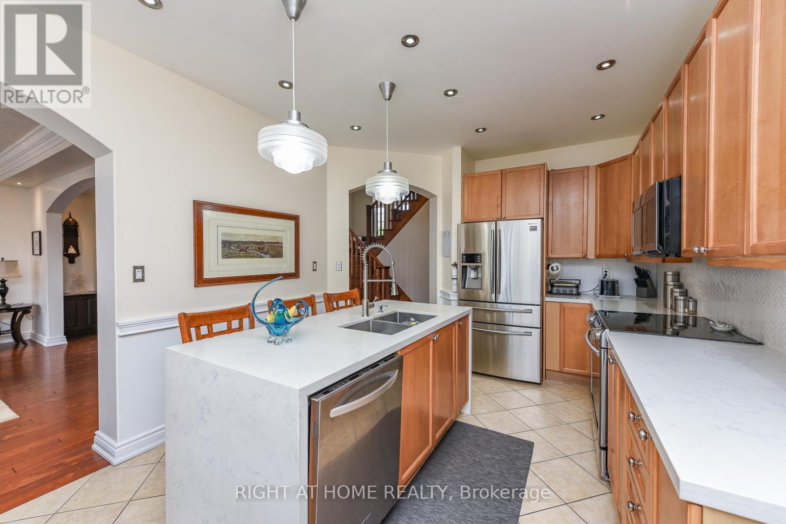 4 Dencor Street, Brampton, Ontario L6X 0M1 - Photo 12 - W13459198