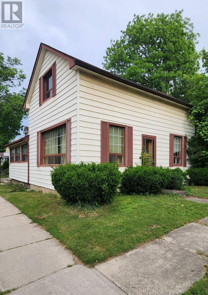 99 Church Street E, Halton Hills, Ontario  L7J 1K9 - Photo 3 - W13464902