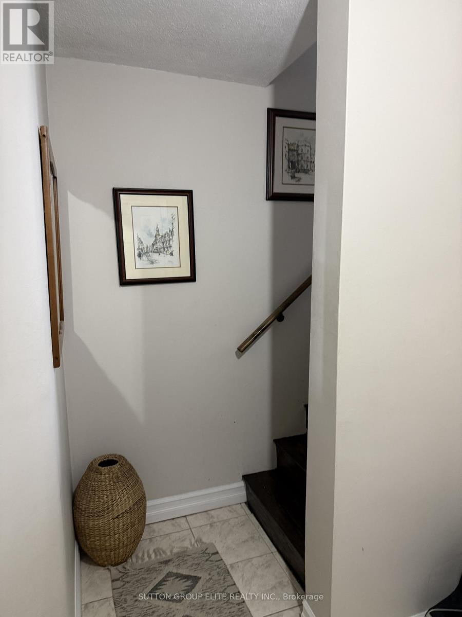1110 - 11 Wincott Drive, Toronto, Ontario  M9R 2R9 - Photo 6 - W13465064