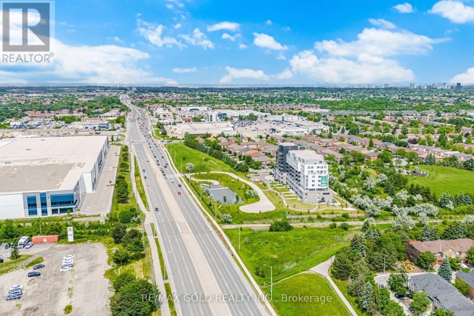 143 Royal Orchard Drive, Brampton, Ontario  L6X 4K6 - Photo 48 - W13465188