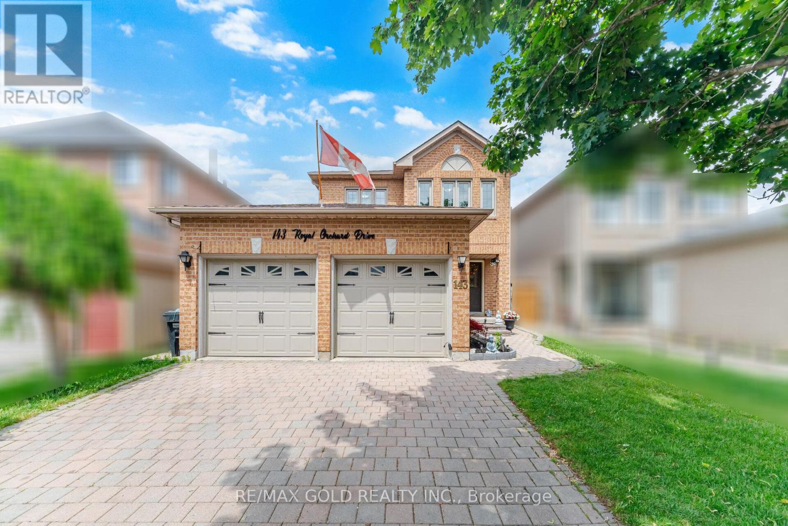 143 Royal Orchard Drive, Brampton, Ontario  L6X 4K6 - Photo 5 - W13465188