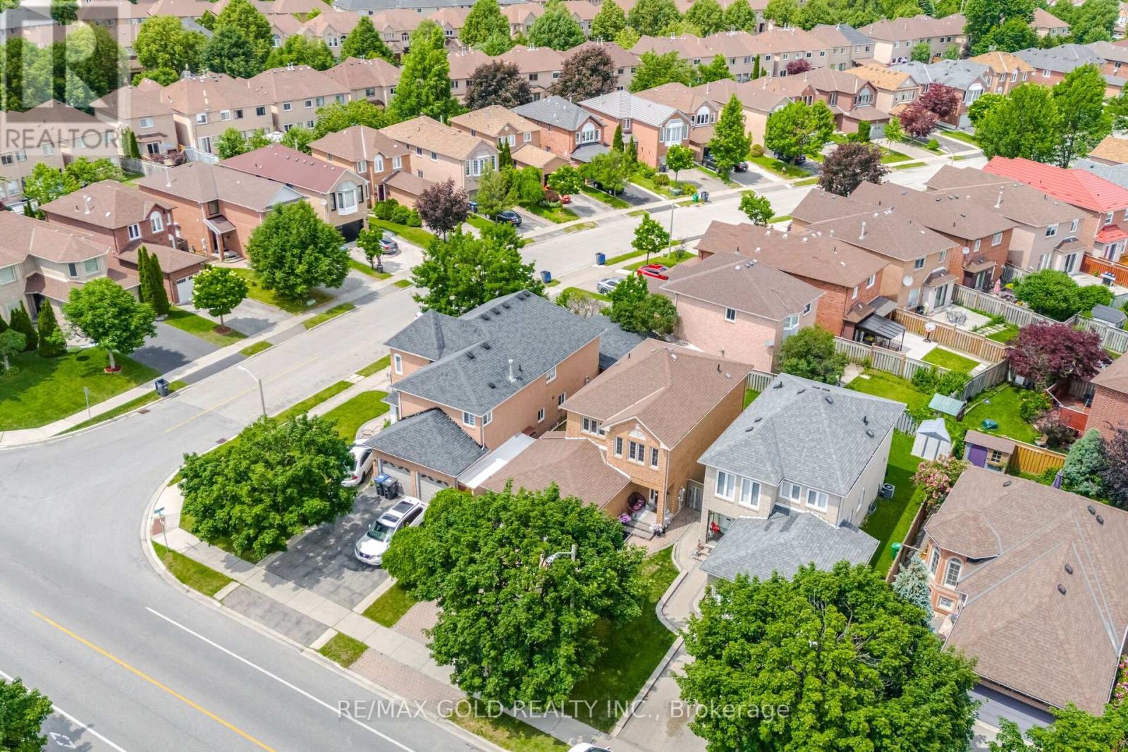 143 Royal Orchard Drive, Brampton, Ontario  L6X 4K6 - Photo 50 - W13465188