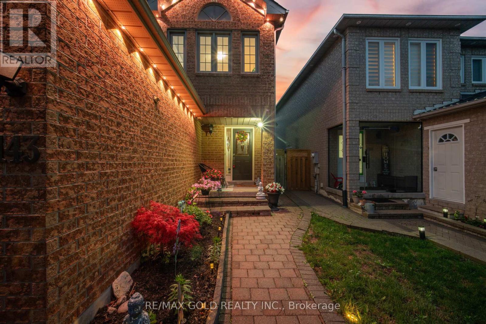 143 Royal Orchard Drive, Brampton, Ontario  L6X 4K6 - Photo 7 - W13465188