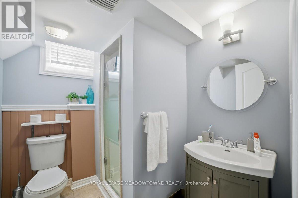 3 St Phillip Court, Whitby, Ontario  L1P 0A5 - Photo 43 - E13463038