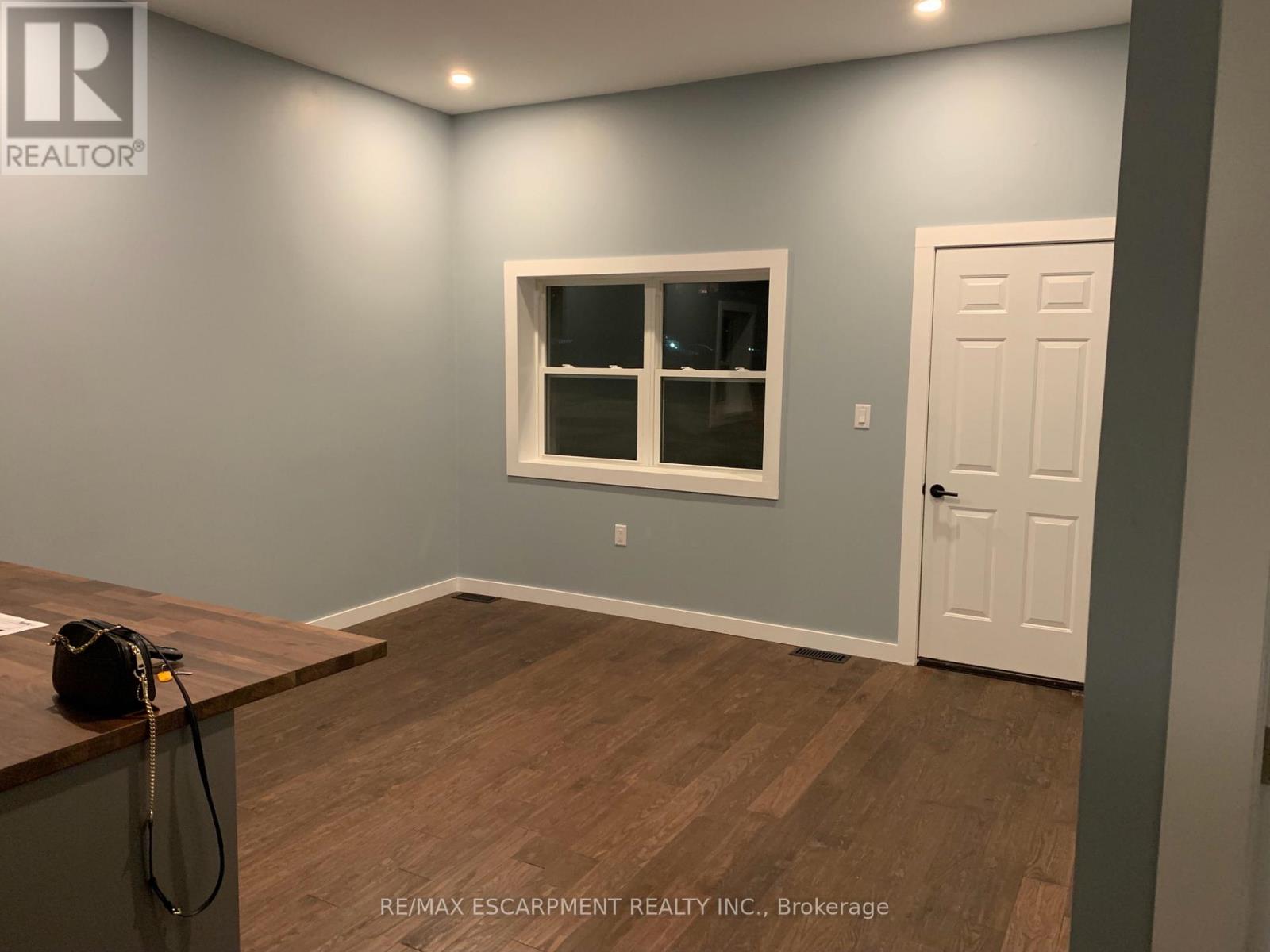21 Cedar Street, Cambridge, Ontario  N1S 1T8 - Photo 8 - X13465196