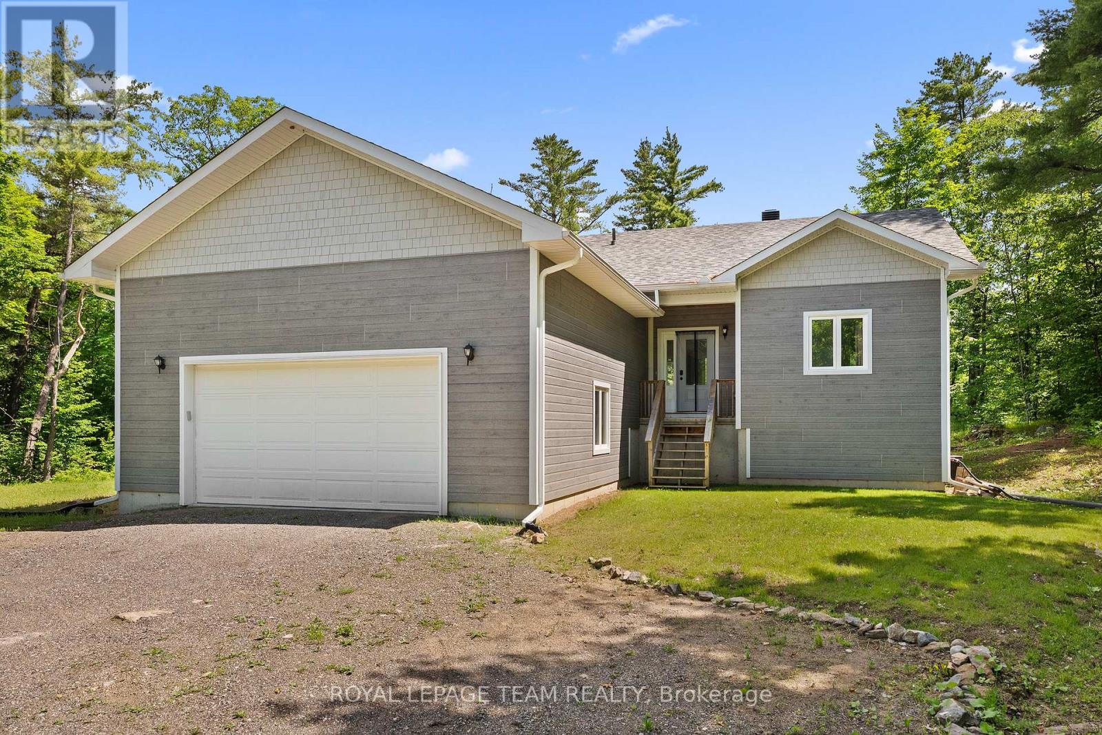 803 Barrett Chute Road, Greater Madawaska, Ontario  K0J 1H0 - Photo 7 - X12998678