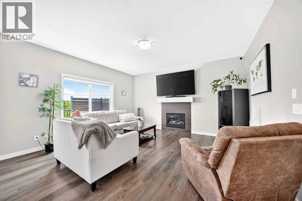 125 Bayside Loop Sw, Airdrie, Alberta  T4B 3E5 - Photo 9 - A2321391