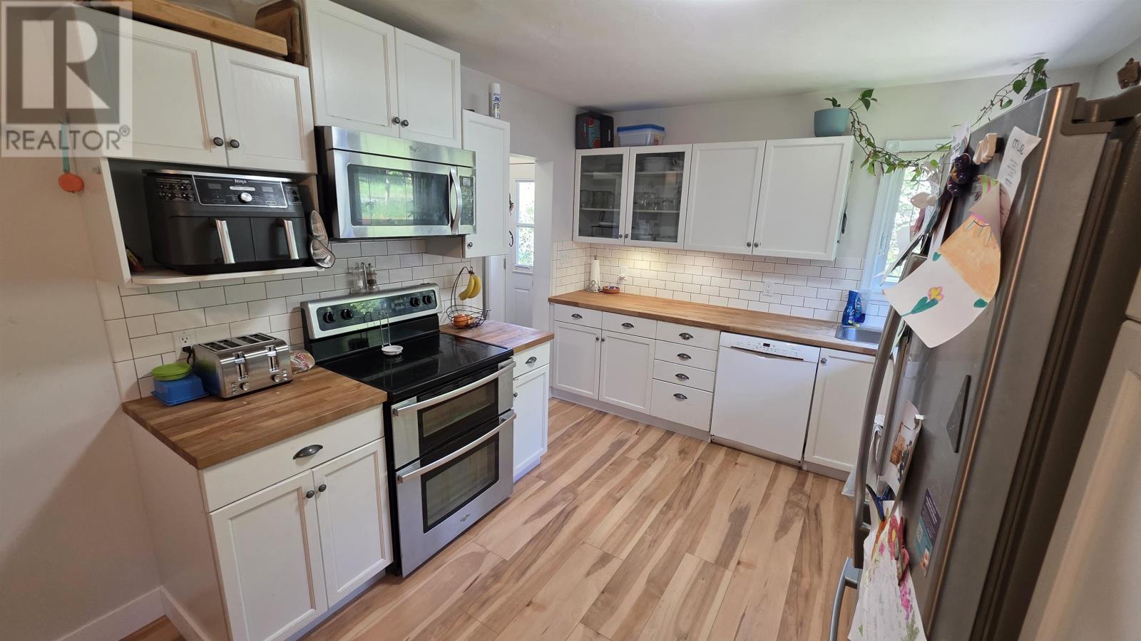 912 Ninth St, Kenora, Ontario  P9N 2T2 - Photo 4 - TB2601591