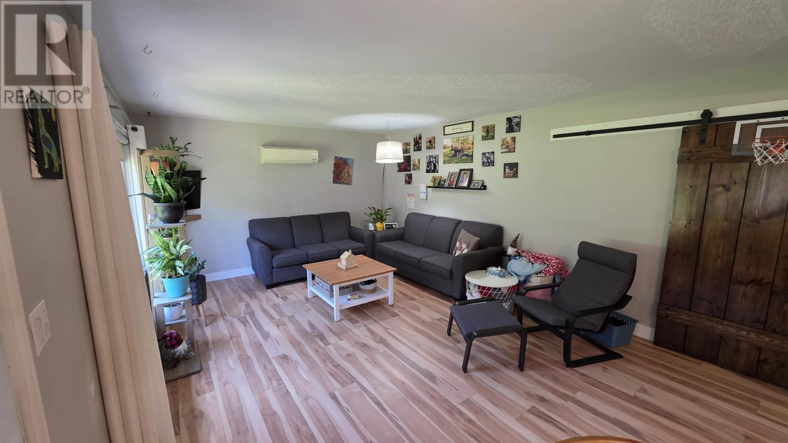 912 Ninth St, Kenora, Ontario  P9N 2T2 - Photo 2 - TB2601591