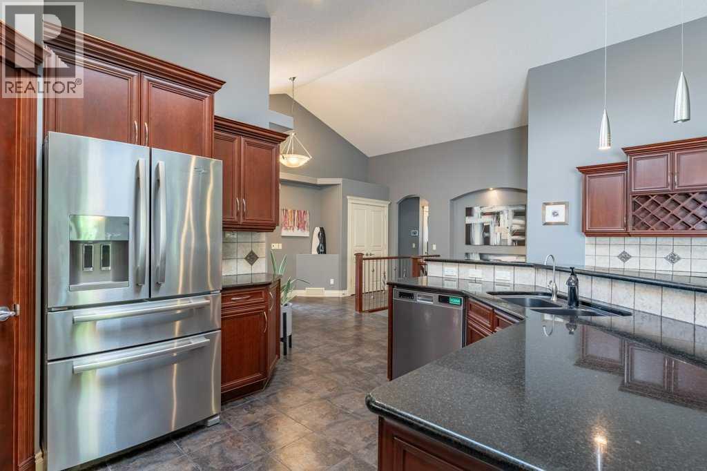 123 Valley Creek Road Nw, Calgary, Alberta T3B 5W7 - Photo 10 - A2319094