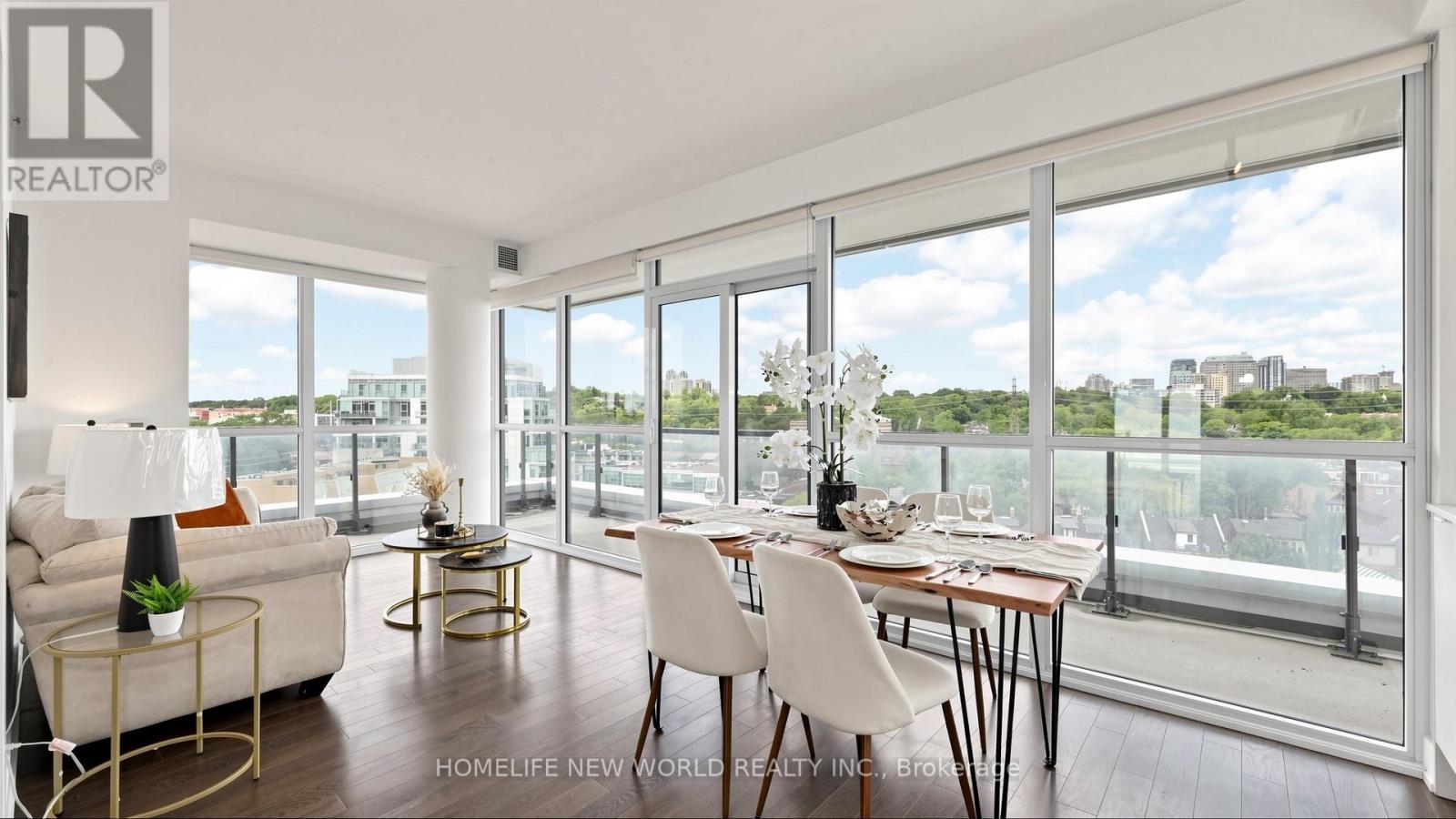 802 - 181 BEDFORD ROAD, Toronto, Ontario