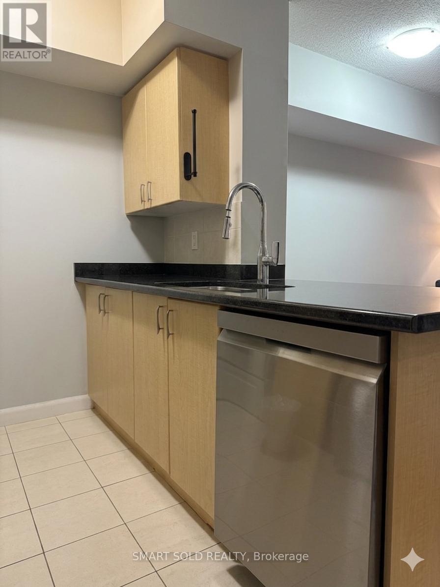 3711 - 4978 Yonge Street, Toronto, Ontario  M2N 7G8 - Photo 5 - C13465258