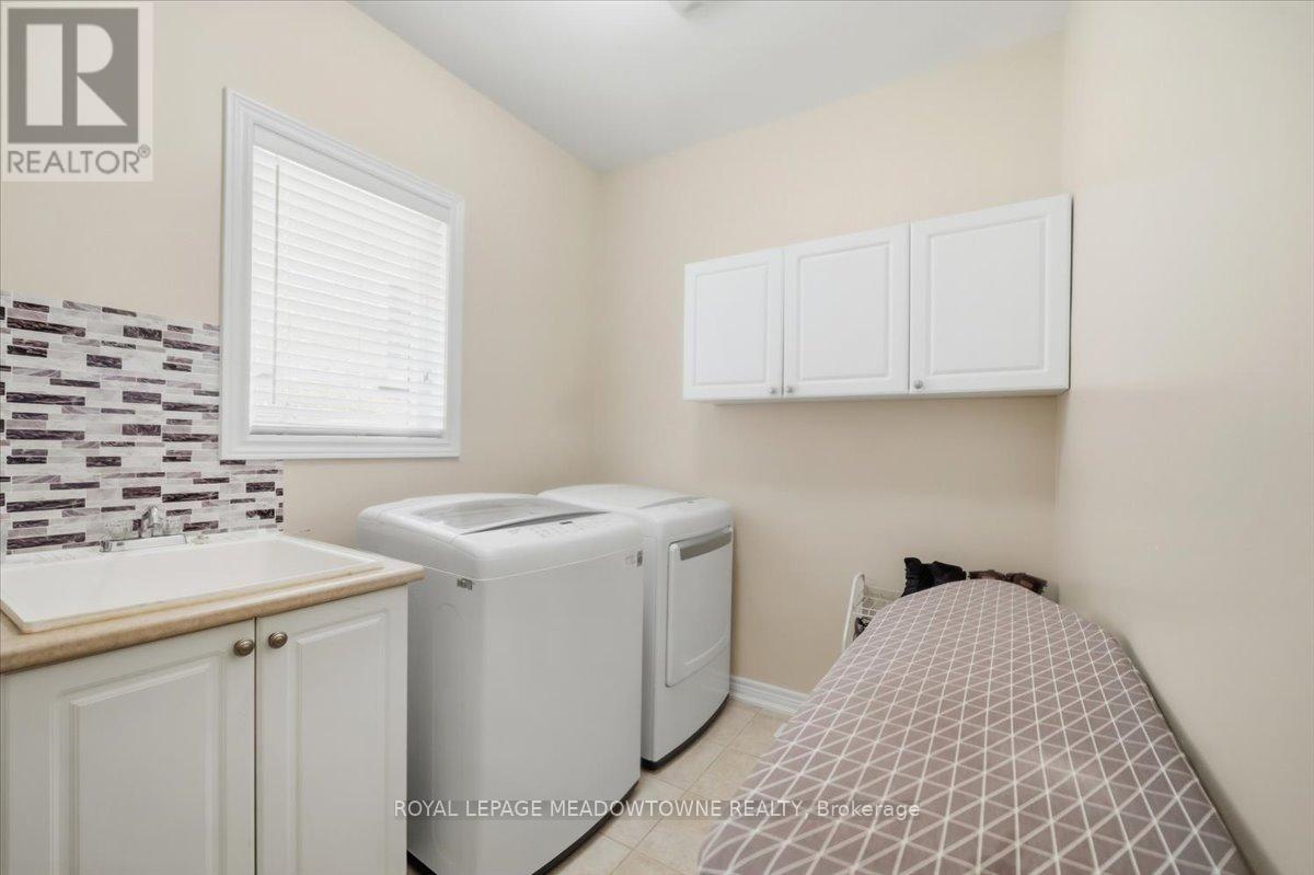 3 St Phillip Court, Whitby, Ontario  L1P 0A5 - Photo 35 - E13463038