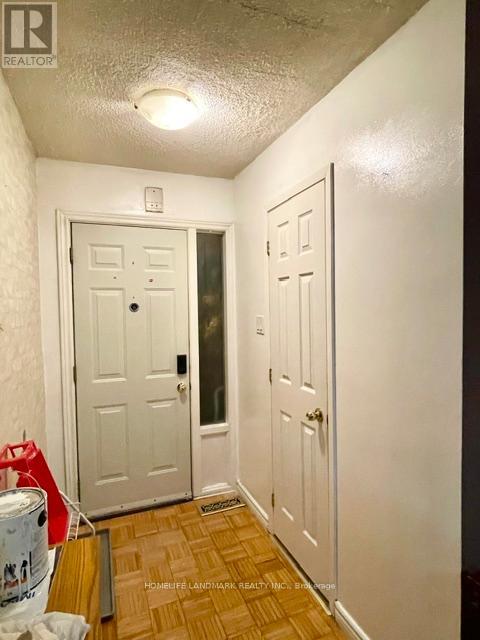 29 Basement - 3025 Cedarglen Gate, Mississauga, Ontario  L5C 2V7 - Photo 3 - W13465214