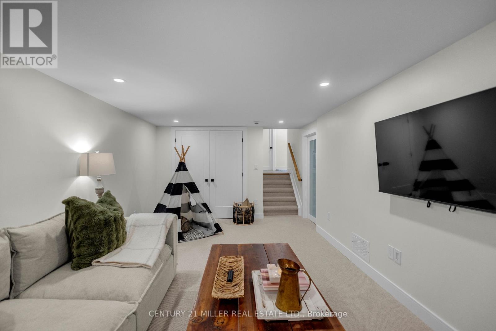 5211 Tamarac Drive, Burlington, Ontario  L7L 3N3 - Photo 24 - W13465248