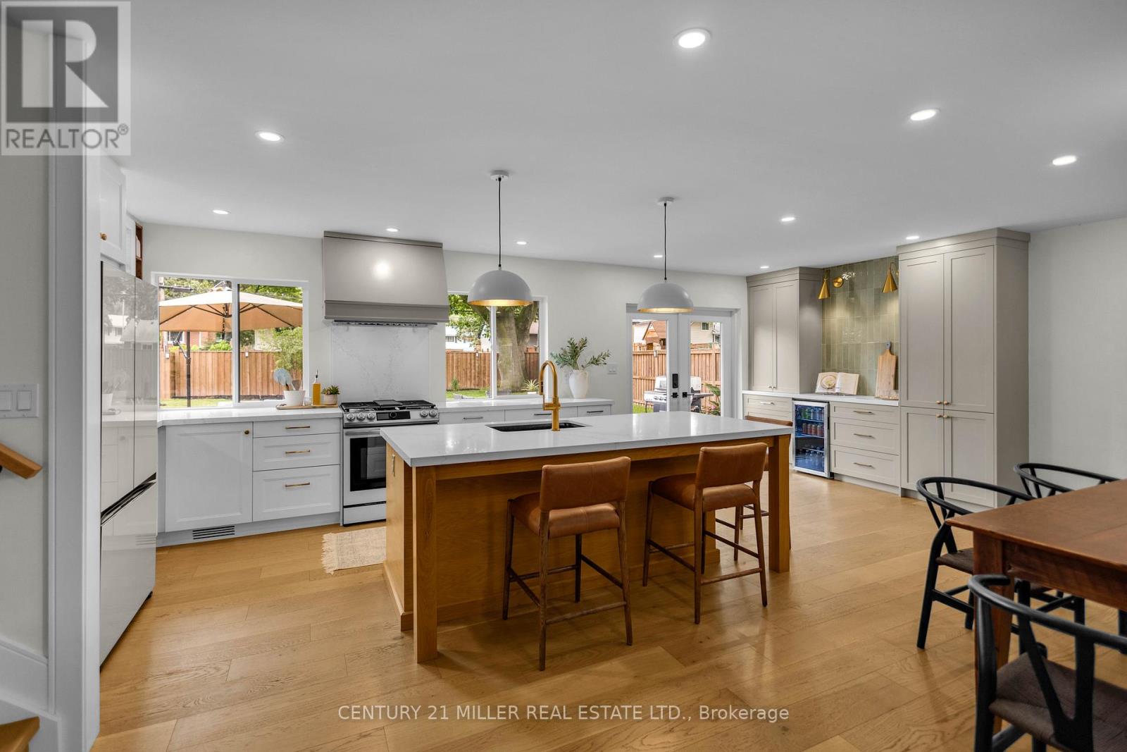 5211 Tamarac Drive, Burlington, Ontario  L7L 3N3 - Photo 7 - W13465248