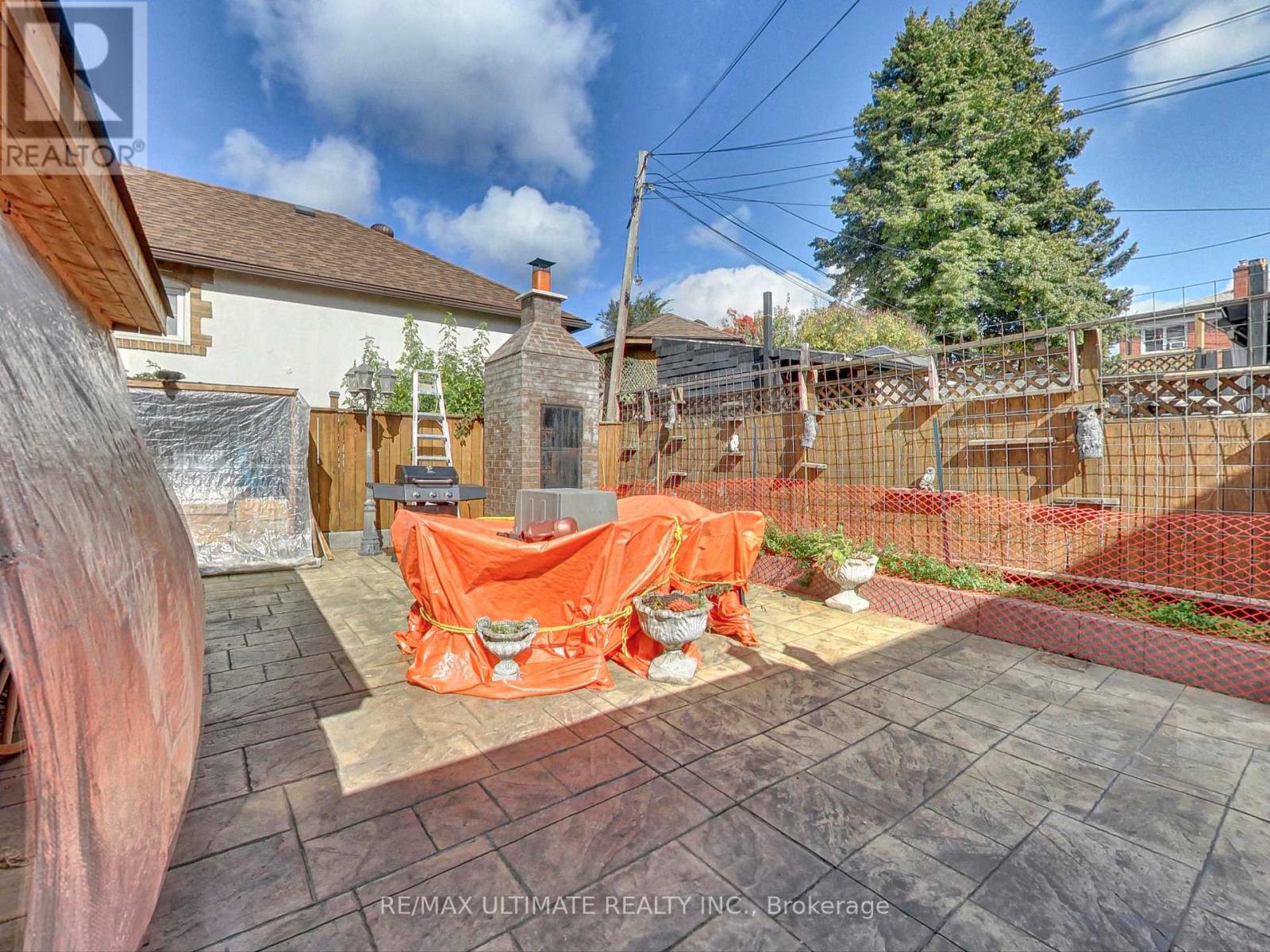 26 Dynevor Road, Toronto, Ontario  M6E 3X1 - Photo 32 - W13465260