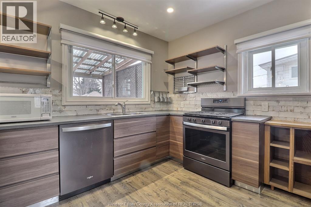 883 Pillette, Windsor, Ontario  N8Y 3B4 - Photo 10 - 26014574