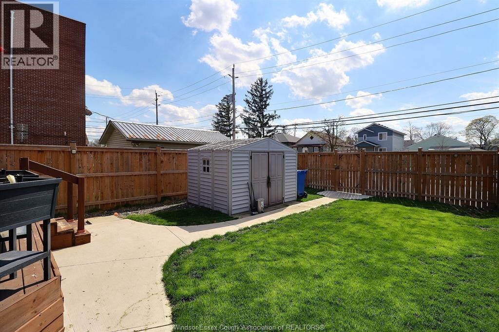 883 Pillette, Windsor, Ontario  N8Y 3B4 - Photo 32 - 26014574