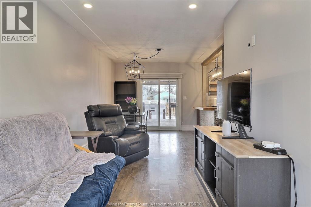 883 Pillette, Windsor, Ontario  N8Y 3B4 - Photo 6 - 26014574