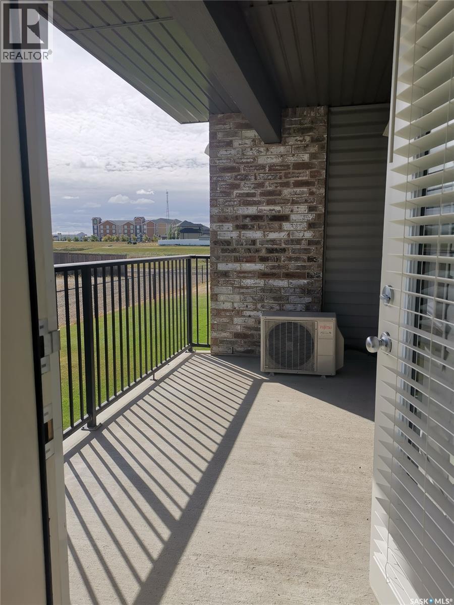 104 306 Petterson Drive, Estevan, Saskatchewan S4A 2A8 - Photo 8 - SK040023