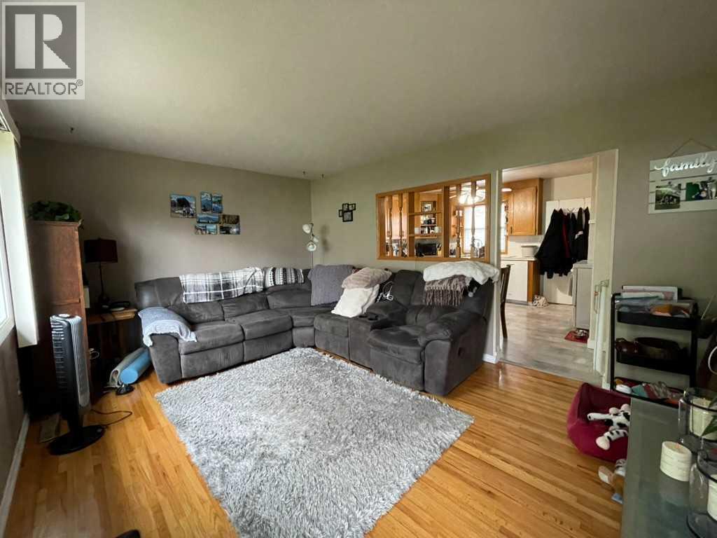 4803 Montana Crescent NW, Calgary, Alberta  T3B 1E7 - Photo 13 - A2317811
