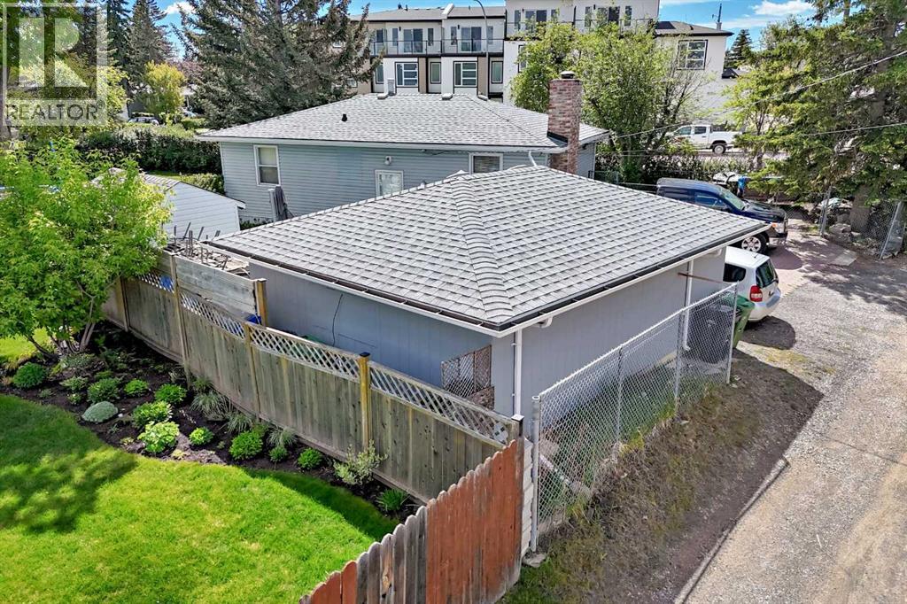 4803 Montana Crescent NW, Calgary, Alberta  T3B 1E7 - Photo 6 - A2317811