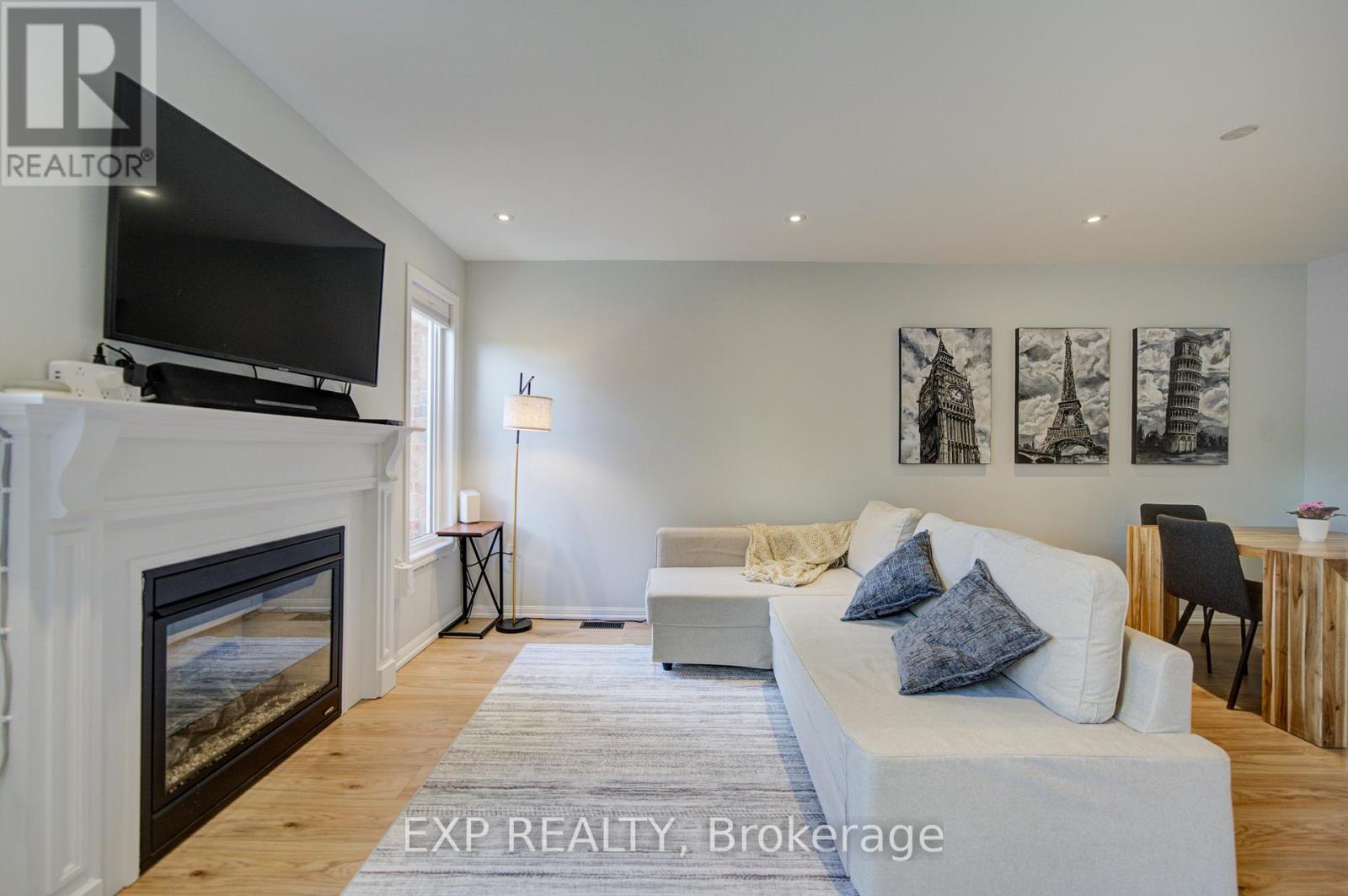 34 Kartok Avenue, Whitchurch-Stouffville, Ontario  L4A 0R2 - Photo 6 - N13465272