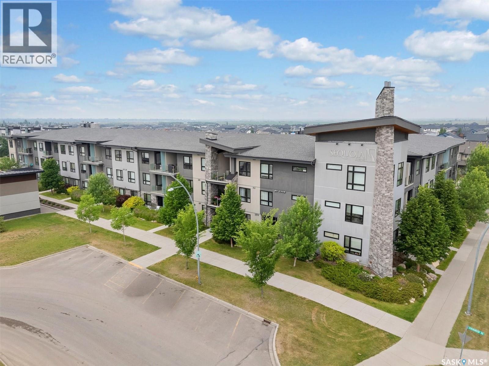 222 235 Evergreen SQUARE, Saskatoon, Saskatchewan