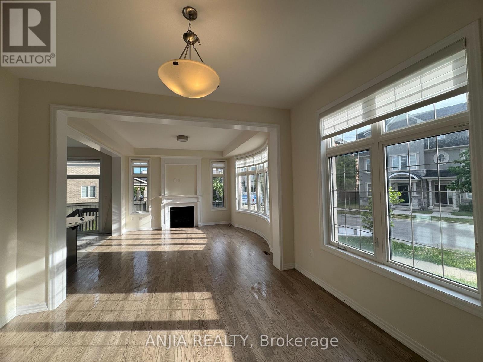 3345 Erasmum Street, Oakville, Ontario  L6M 0T1 - Photo 3 - W13443256