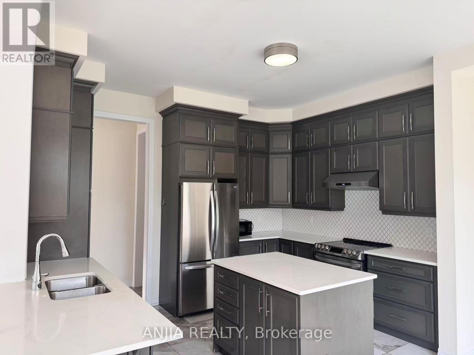 3345 Erasmum Street, Oakville, Ontario  L6M 0T1 - Photo 4 - W13443256