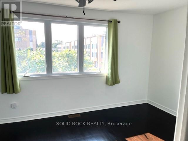 2688 Draper Avenue W, Ottawa, Ontario  K2H 6Z9 - Photo 3 - X13465296