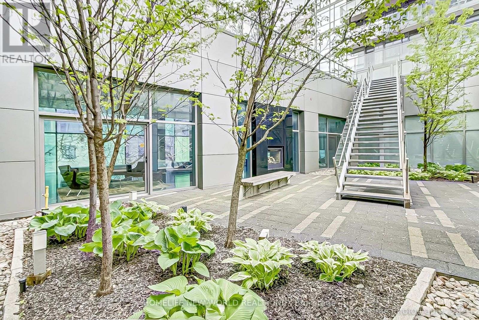 1701 - 37 Grosvenor Street, Toronto, Ontario  M4Y 3G5 - Photo 7 - C13465298