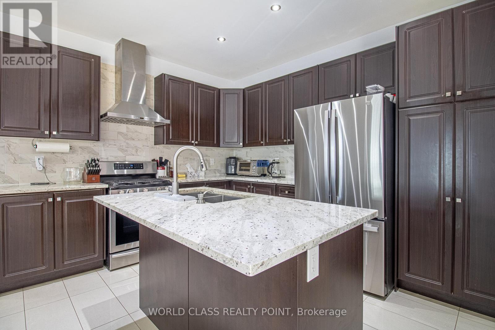 67 Turnerbury Avenue, Ajax, Ontario  L1Z 0K6 - Photo 14 - E13465288