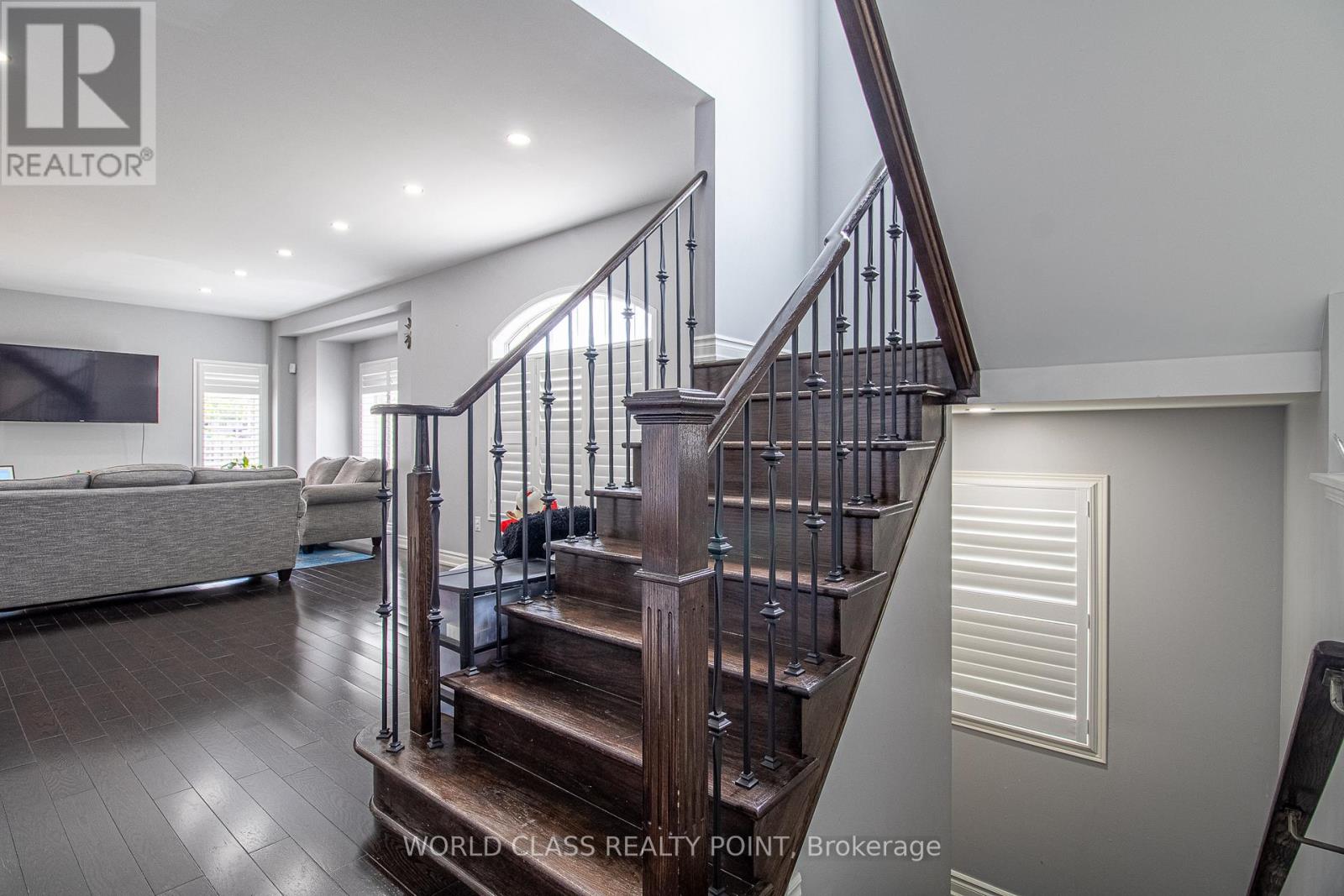 67 Turnerbury Avenue, Ajax, Ontario  L1Z 0K6 - Photo 5 - E13465288