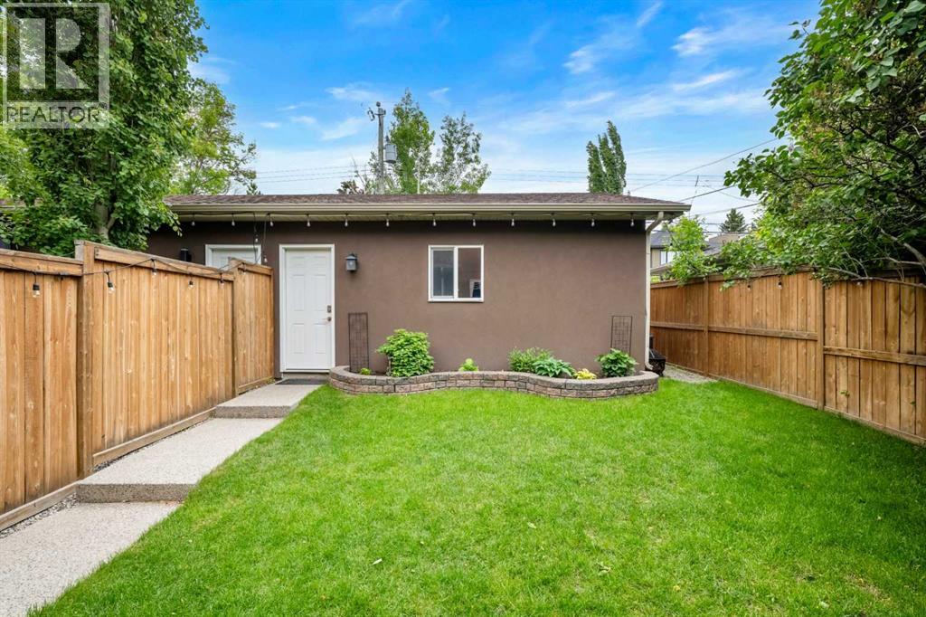 529 30 Avenue NW, Calgary, Alberta  T2M 2N7 - Photo 36 - A2318972