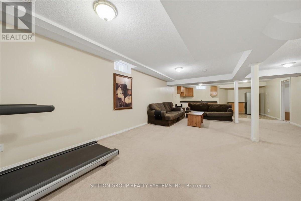 1382 Avon Drive, Mississauga, Ontario L5N 7Z3 - Photo 31 - W13164918