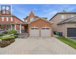 1382 AVON DRIVE, Mississauga, Ontario
