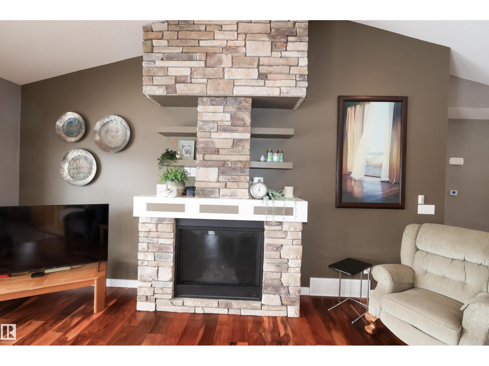 10508 103 Av, Morinville, Alberta  T8R 0E7 - Photo 5 - E4494462