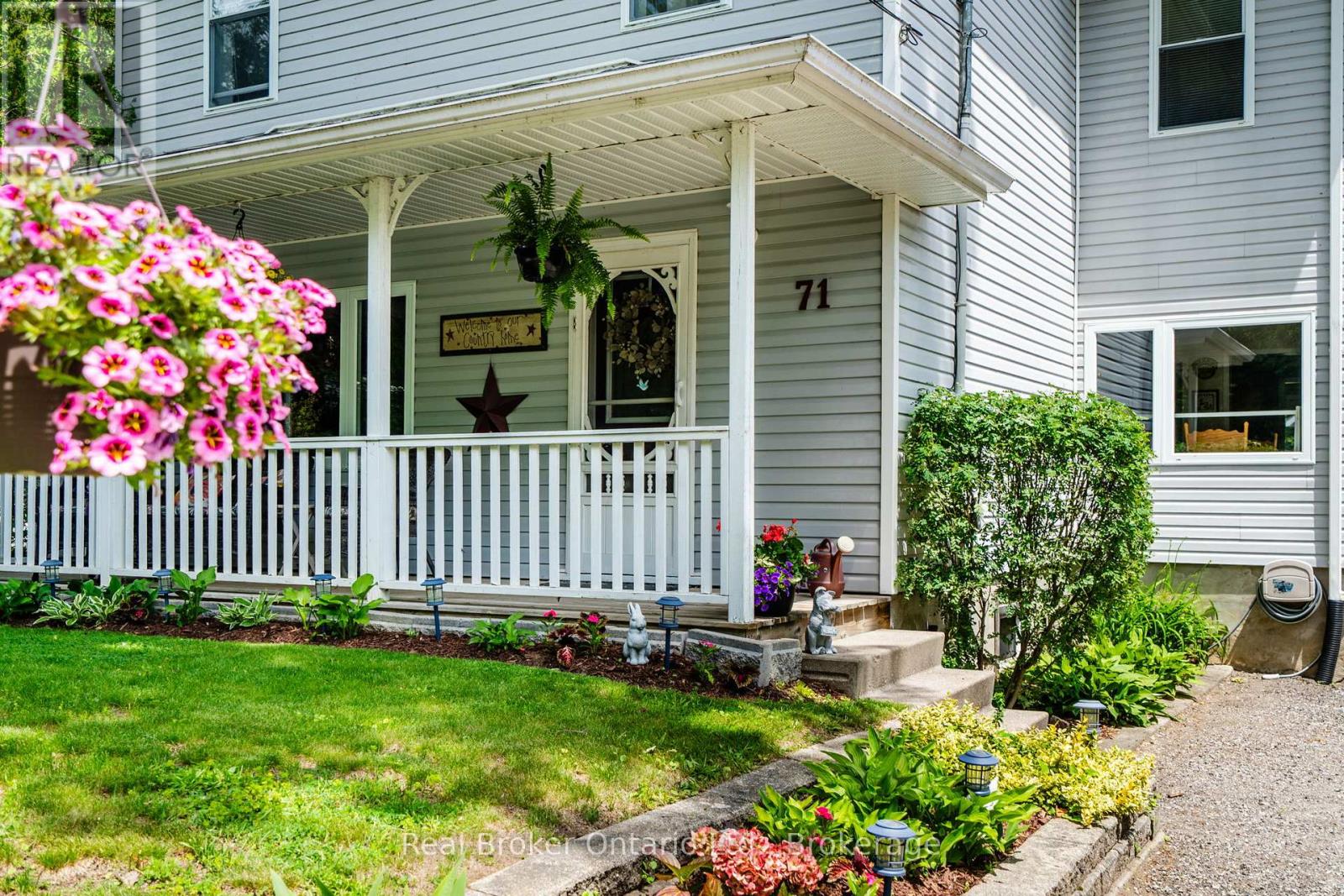 71 Park Street, Tay, Ontario  L0K 2A0 - Photo 3 - S13465314