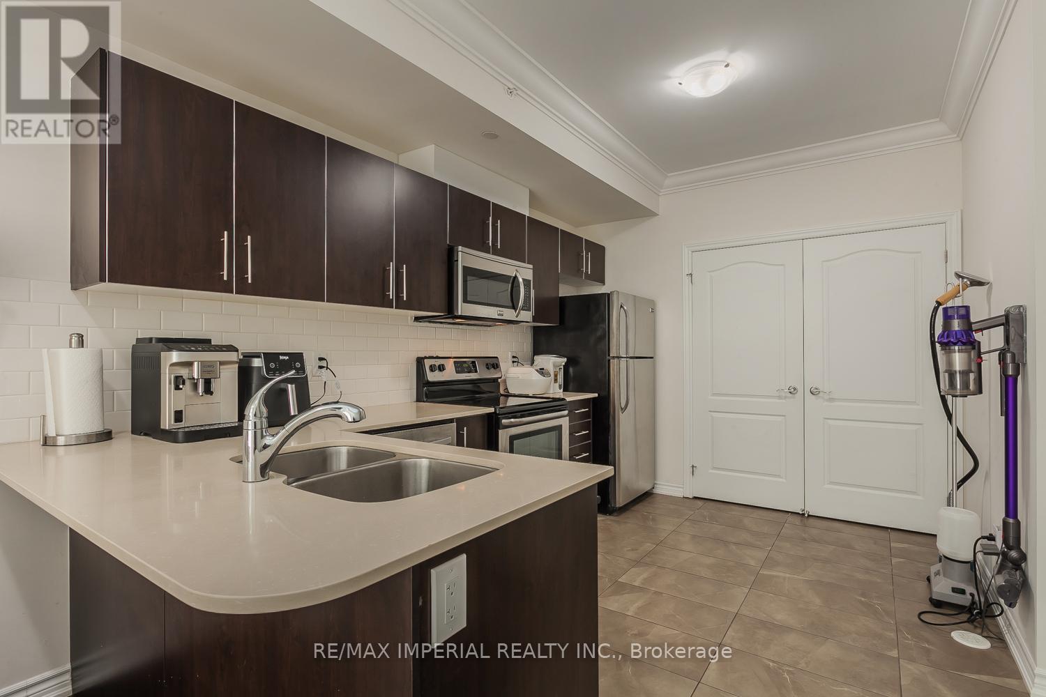 22 - 39 Drewry Avenue, Toronto, Ontario  M2M 0B4 - Photo 5 - C13465340