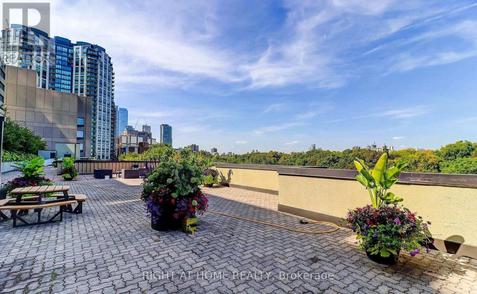 411 - 360 Bloor Street E, Toronto, Ontario  M4W 3M3 - Photo 33 - C13465382