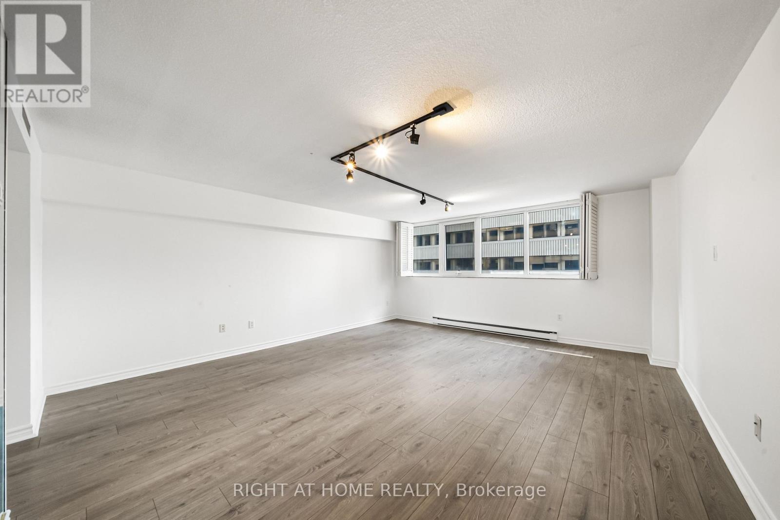 411 - 360 Bloor Street E, Toronto, Ontario  M4W 3M3 - Photo 8 - C13465382