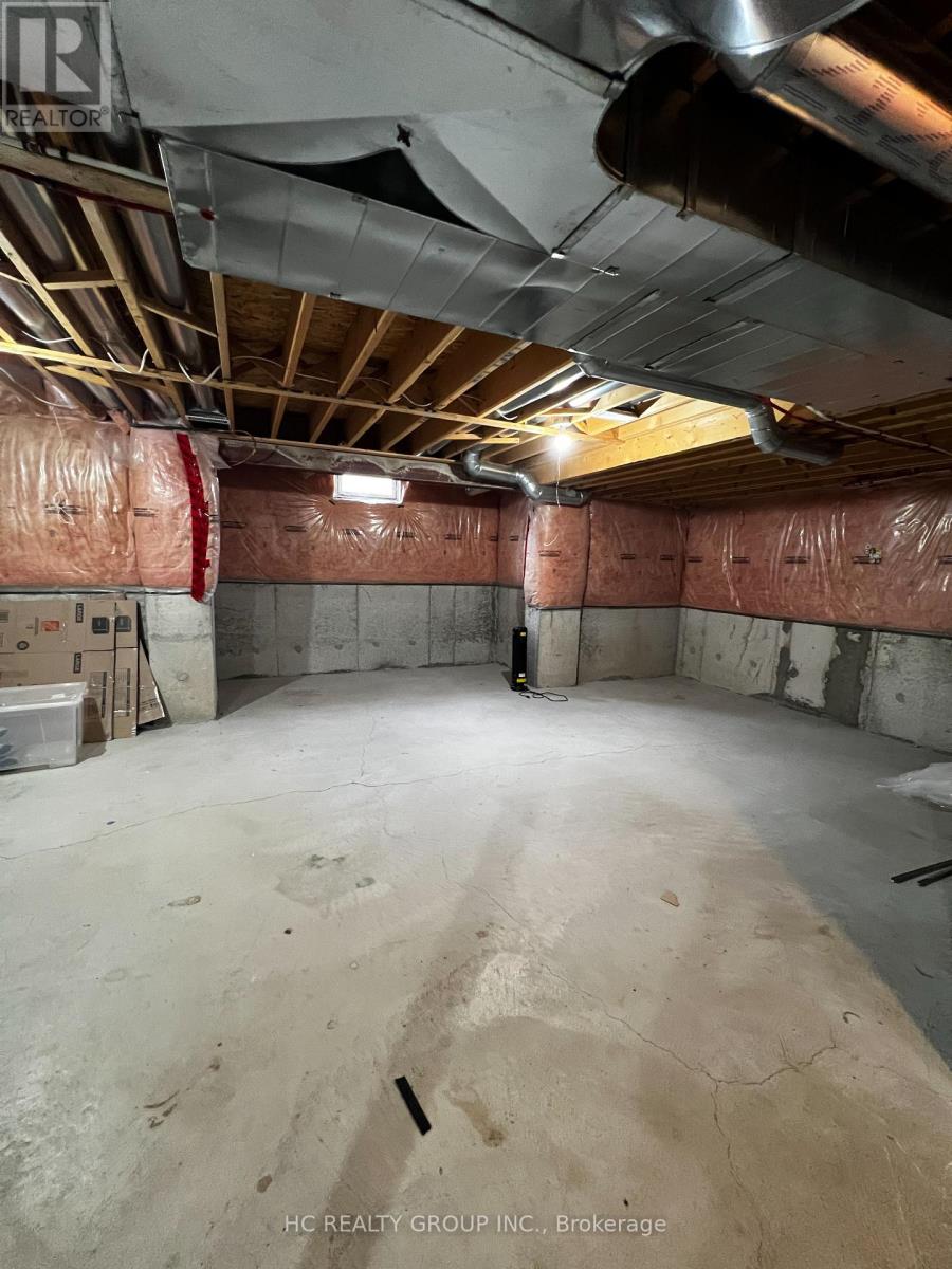 86 Beare Trail, Newmarket, Ontario L3X 3B3 - Photo 22 - N13465336