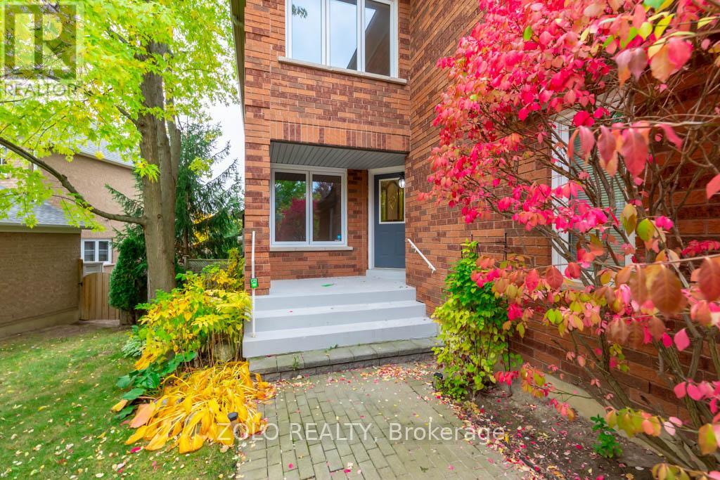 170 Widdifield Avenue, Newmarket, Ontario L3X 1Z2 - Photo 3 - N13465342