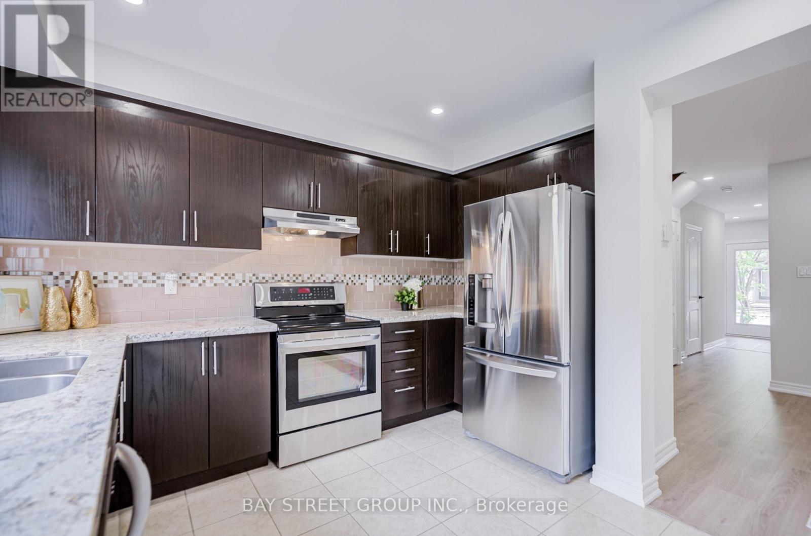 22 Latitude Lane, Whitchurch-Stouffville, Ontario L4A 0T1 - Photo 18 - N13465370