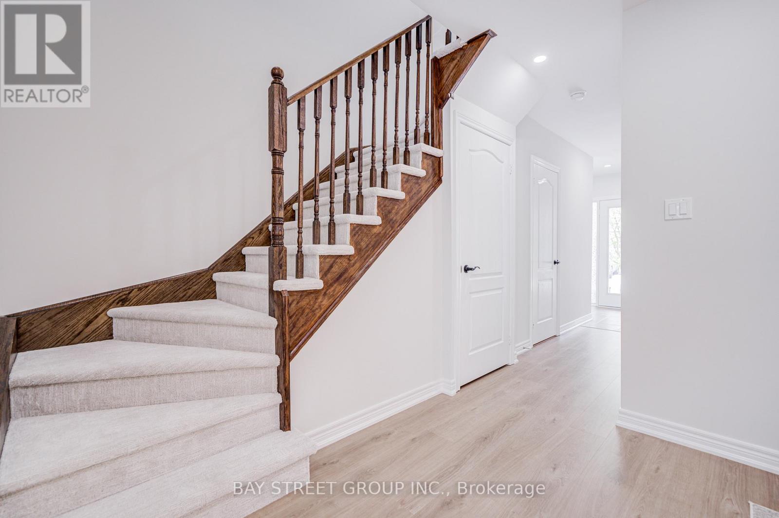 22 Latitude Lane, Whitchurch-Stouffville, Ontario L4A 0T1 - Photo 9 - N13465370