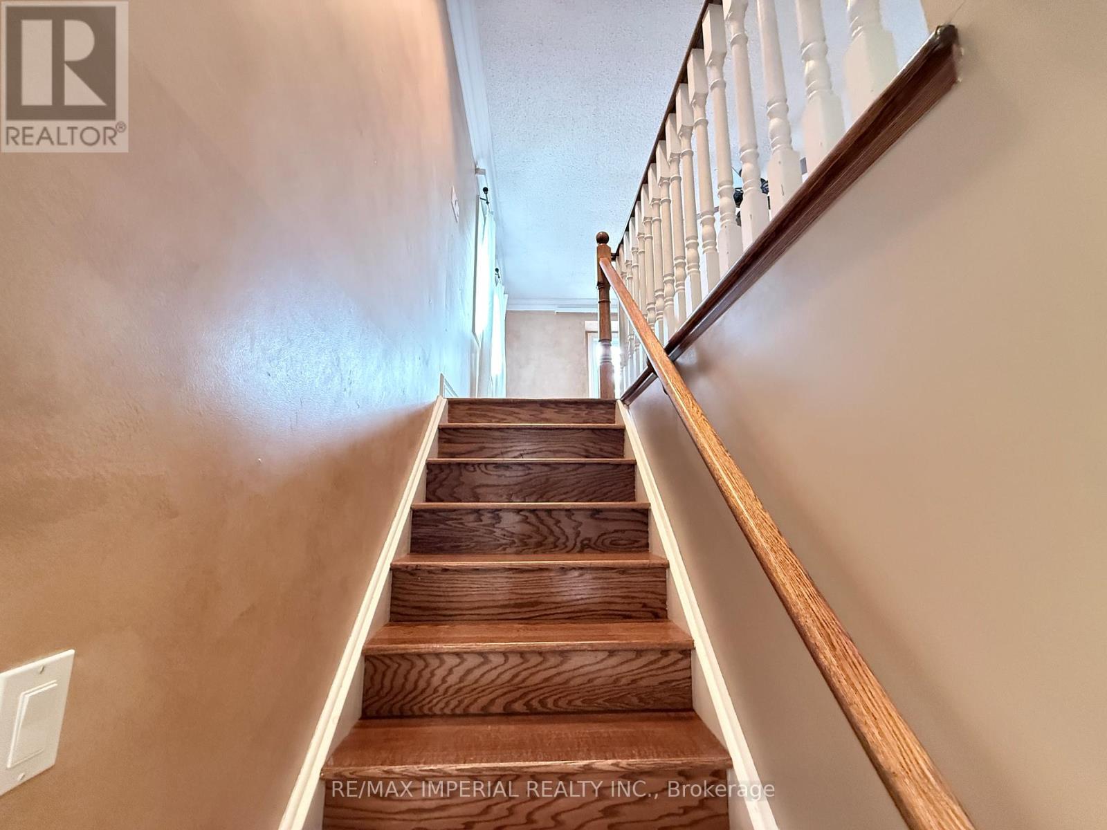5735 Tayside Crescent, Mississauga, Ontario  L5M 5J4 - Photo 15 - W13465318