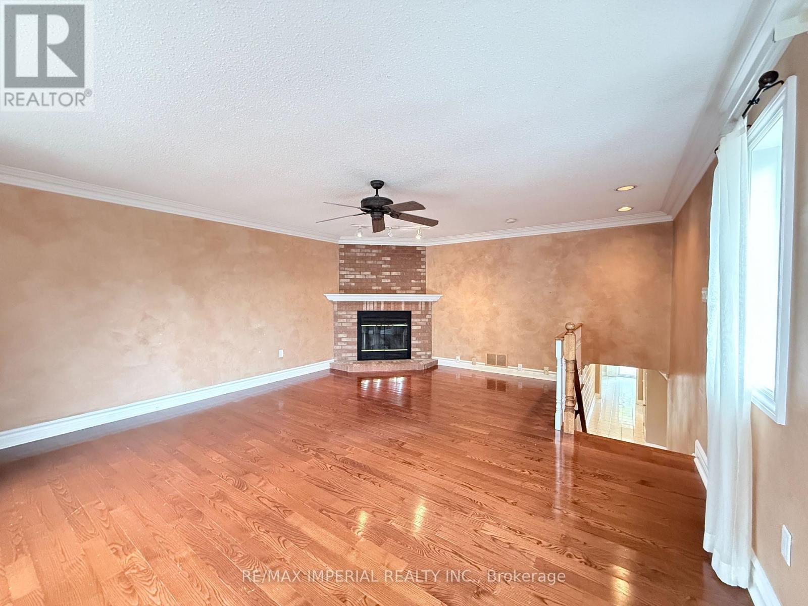 5735 Tayside Crescent, Mississauga, Ontario  L5M 5J4 - Photo 17 - W13465318